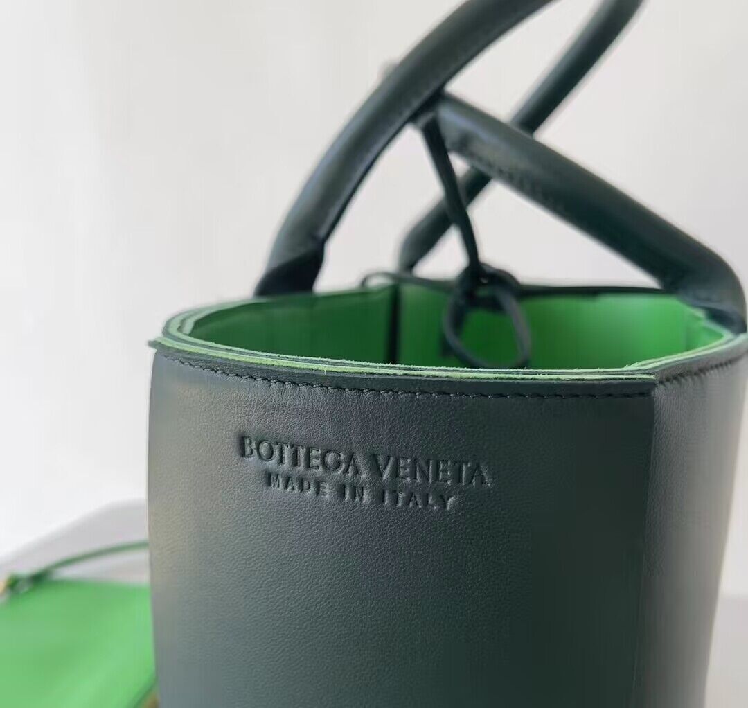 B0tte*a arco tote-30x20x11.5cm