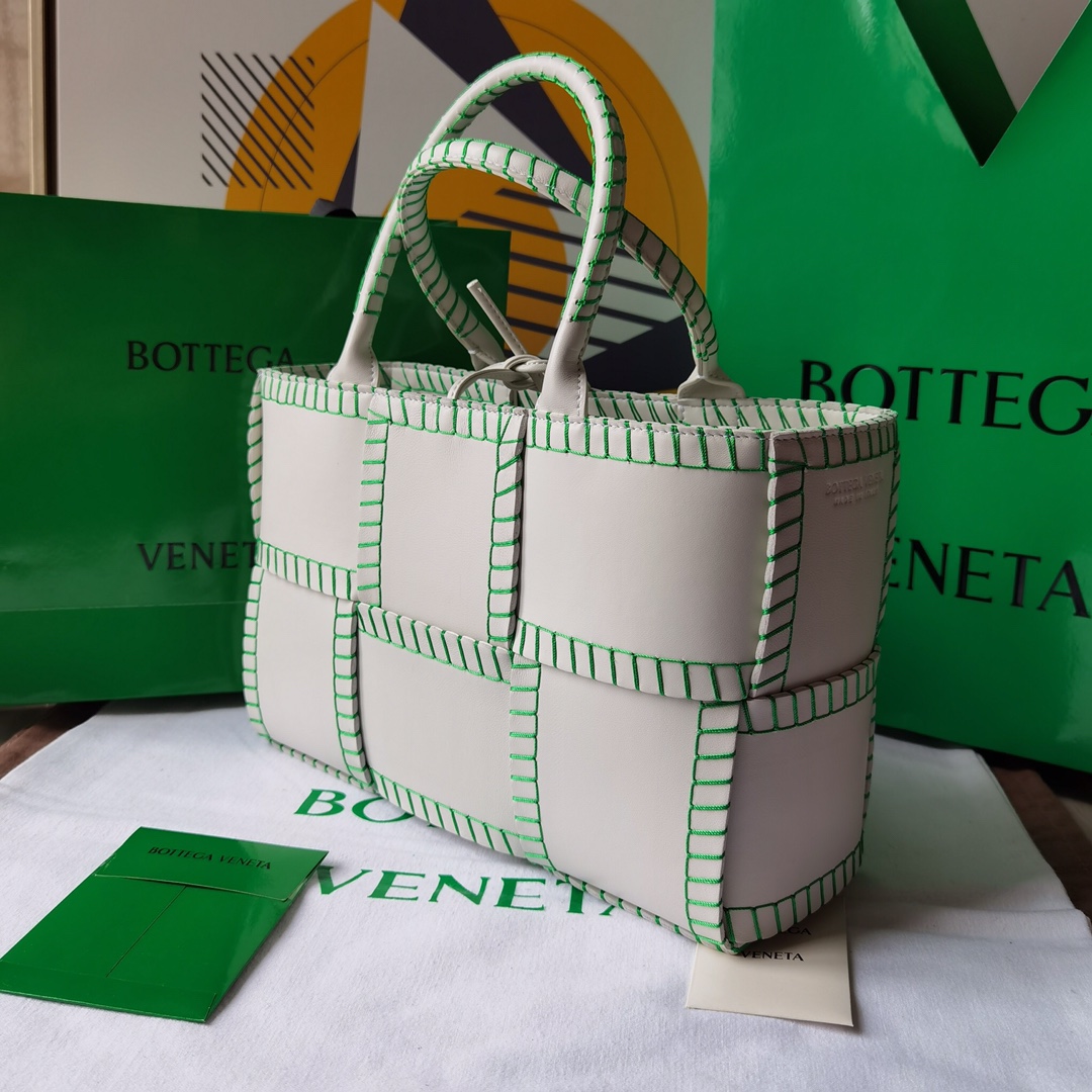 B0tte*a arco tote-30x20x11.5cm