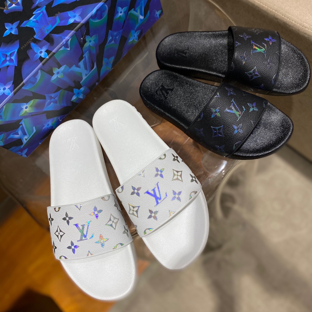 l0*is V*t0n slippers