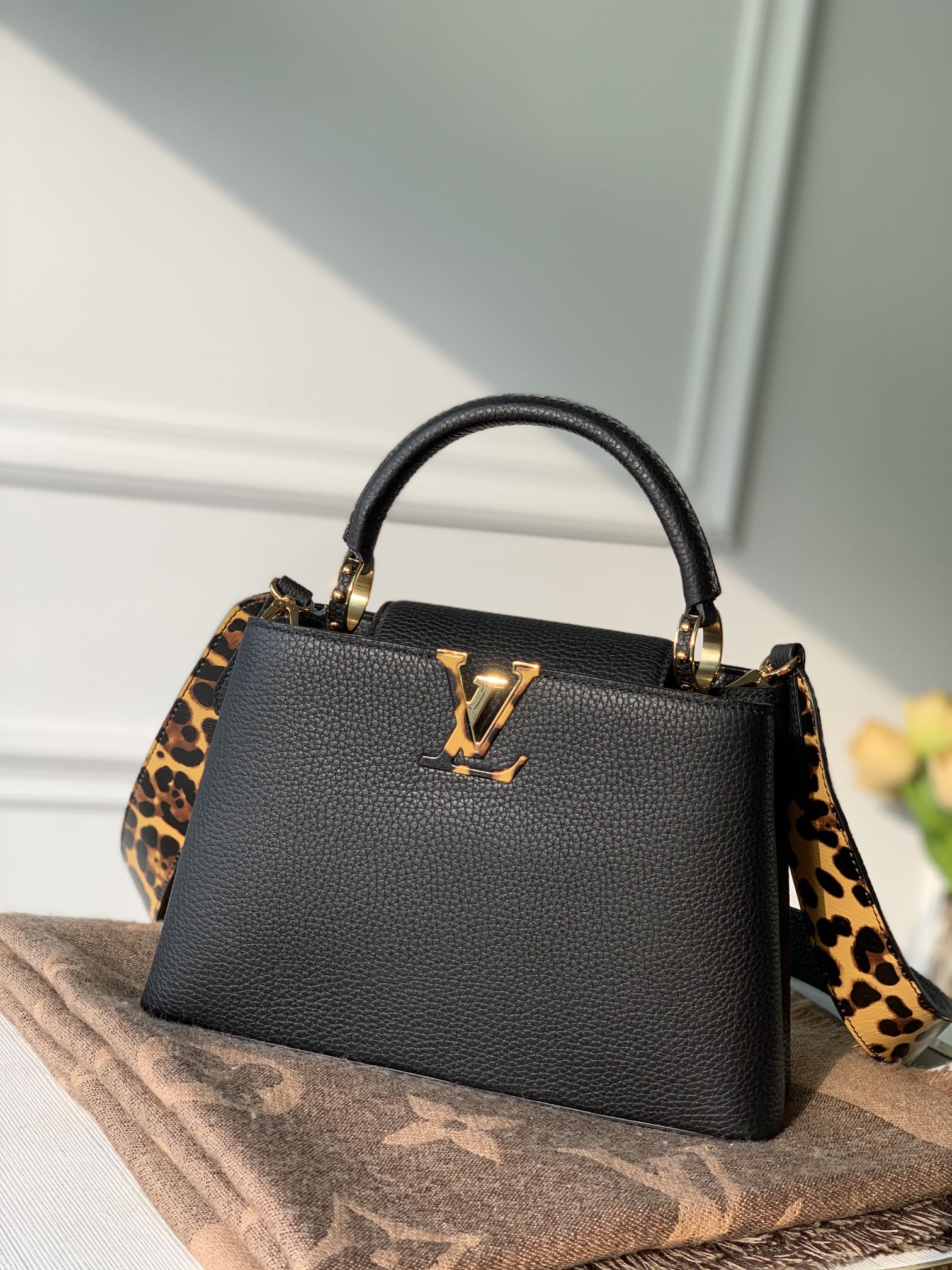 l0*is V*t0n capucines bag-27*18*9cm