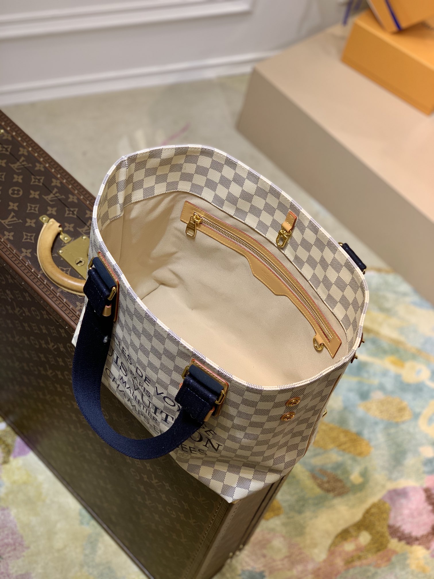 l0*is V*t0n neverfull n41179-31 x 28 x 15cm