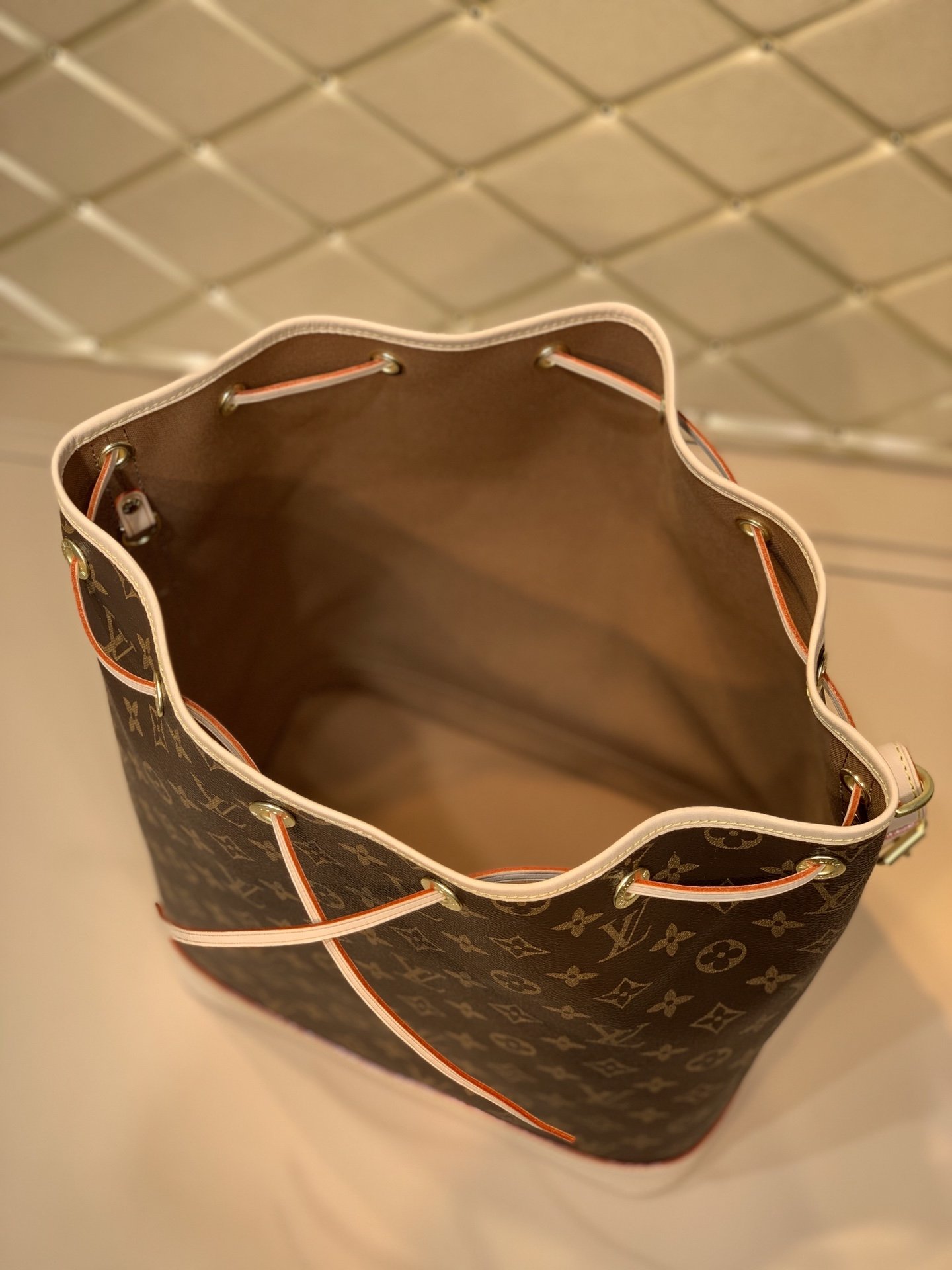 l0*is V*t0n noÉ bucket-27.5*36*20cm