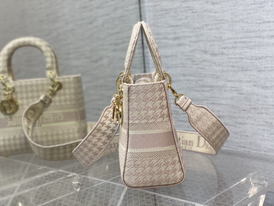 lady D*or handle bag-24cm