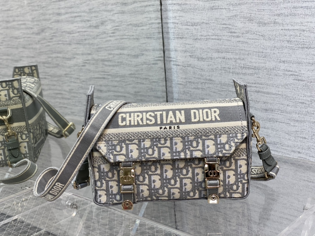 D*or camp bag-23×15×8cm