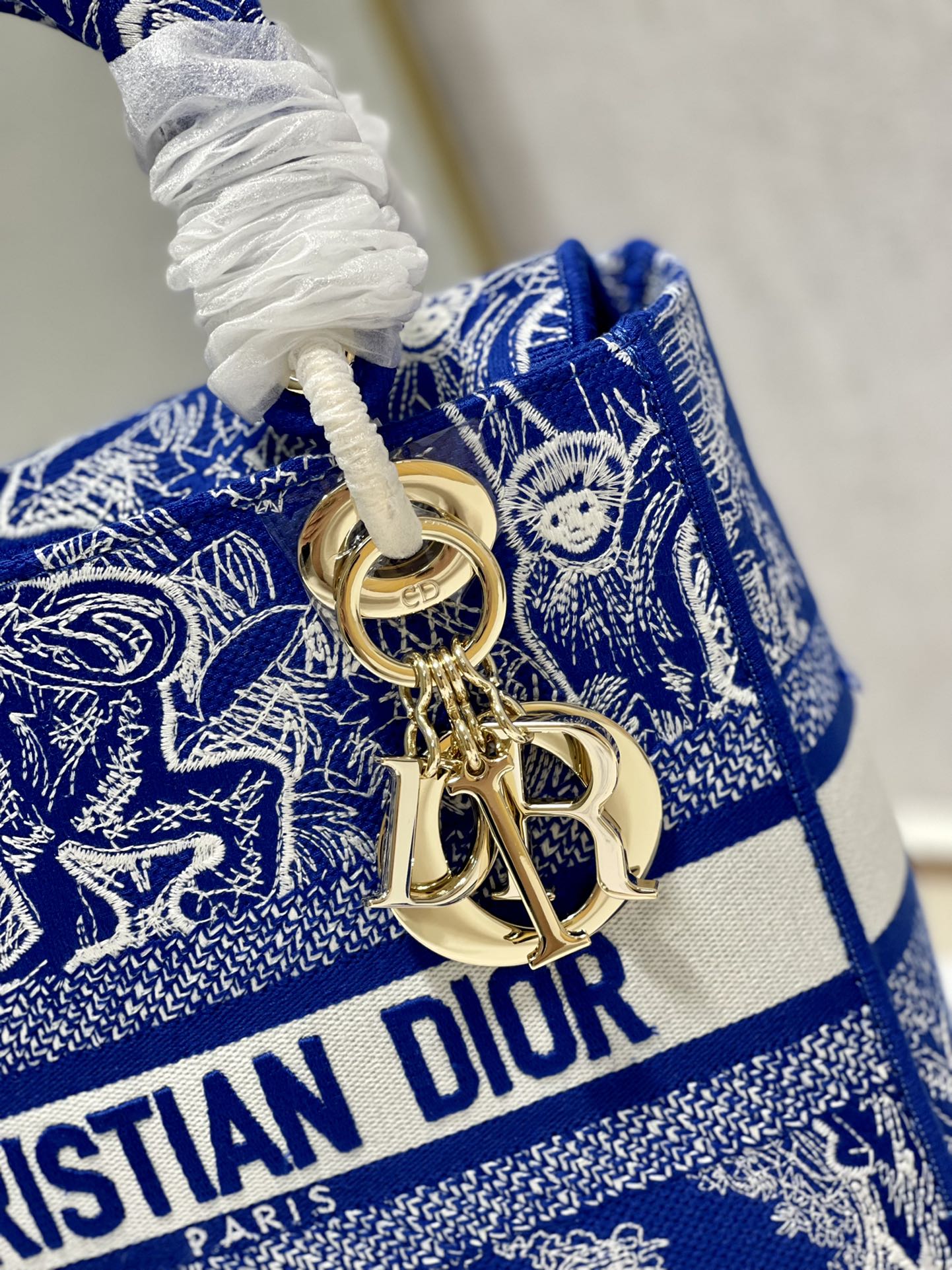 lady D*or handle bag-24cm