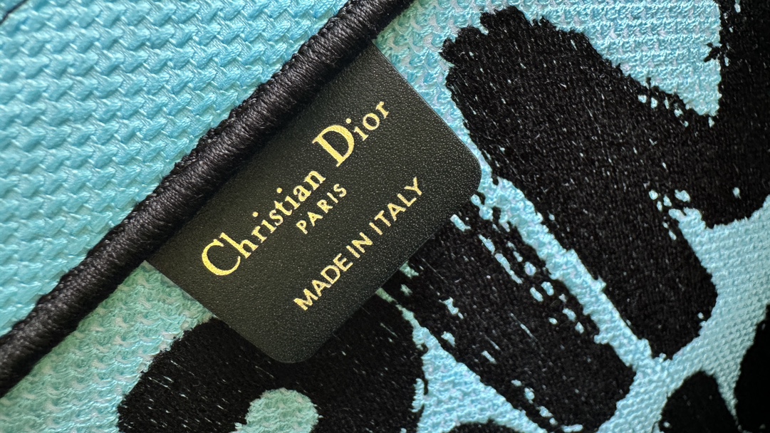 D*or small book tote-36.5cm