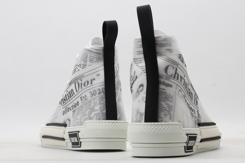 D*or high-top sneakers