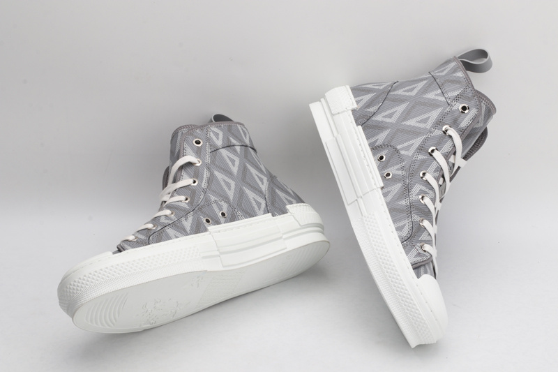 D*or high-top sneakers