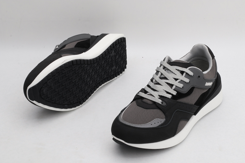 D*or sports sneakers