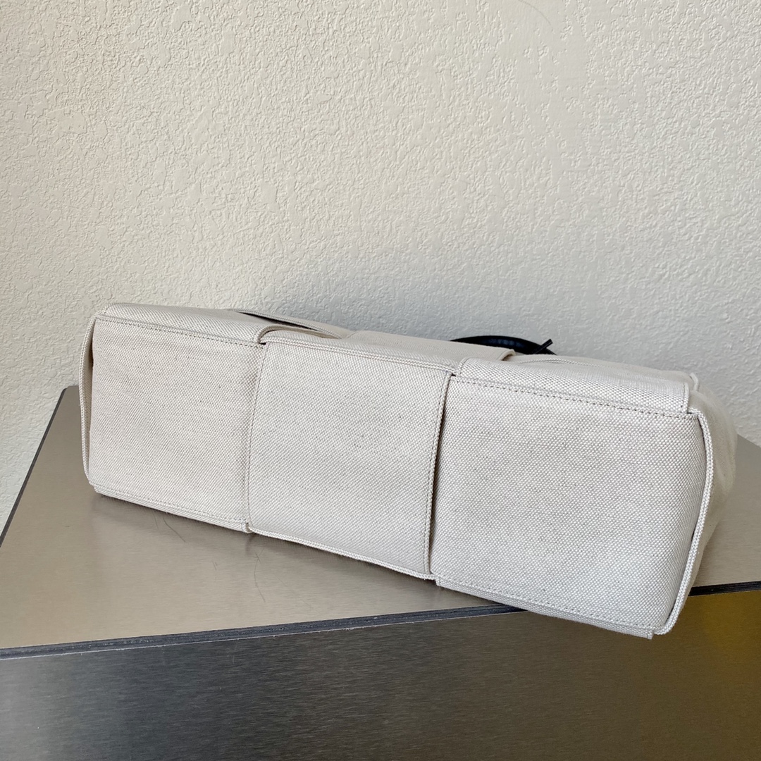 b0tte*a Ven*tatote-41×27×14cm