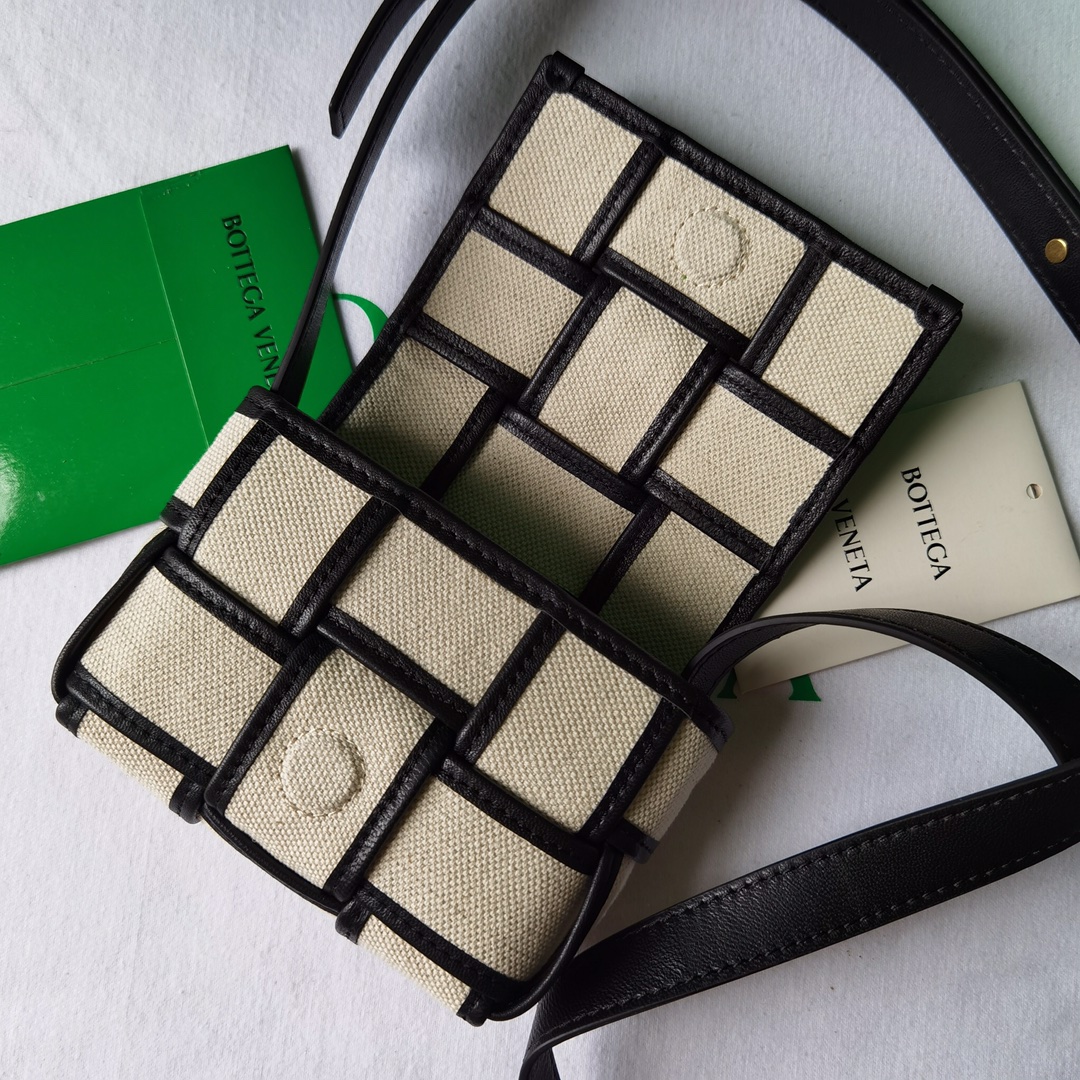 b0tte*a Ven*ta cassette bag-12x8x4cm