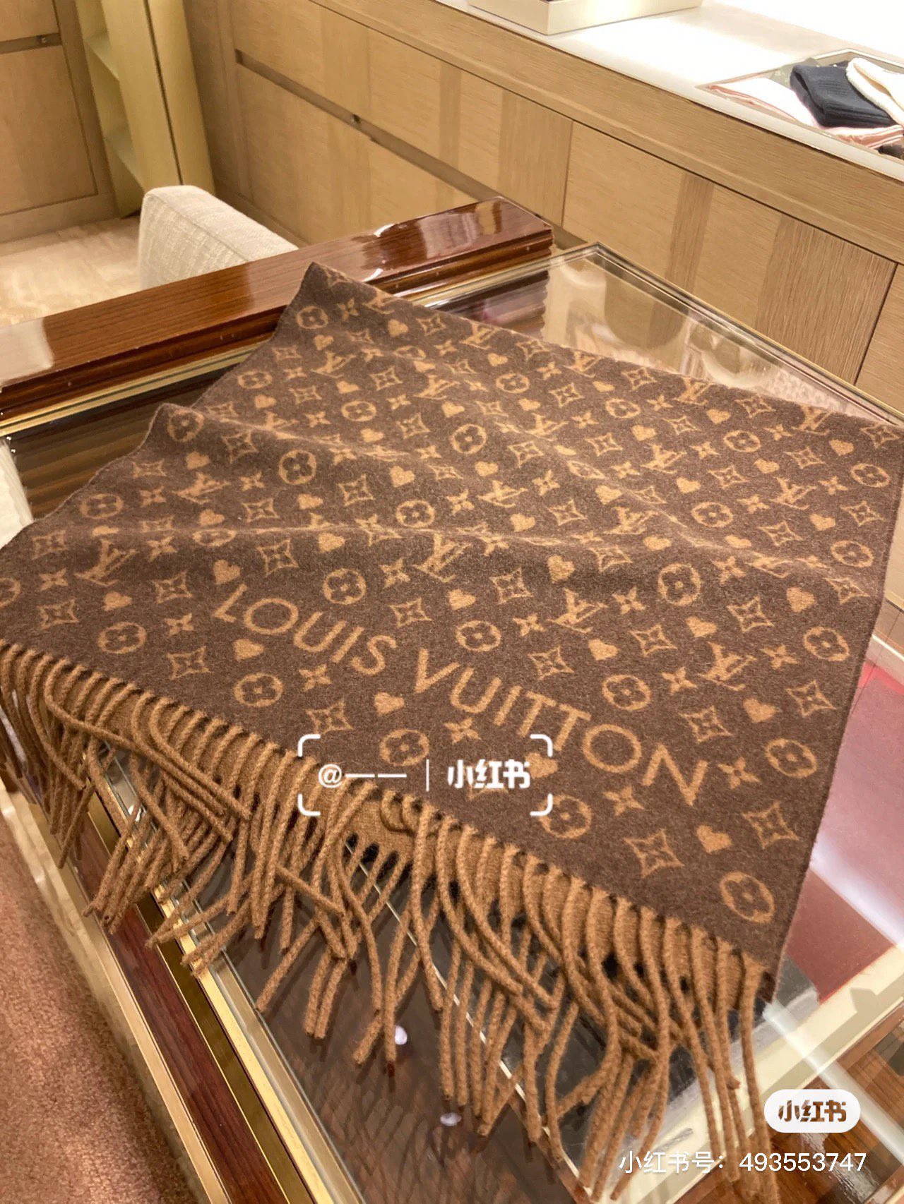 l0*is V*t0n scarf-45*190cm