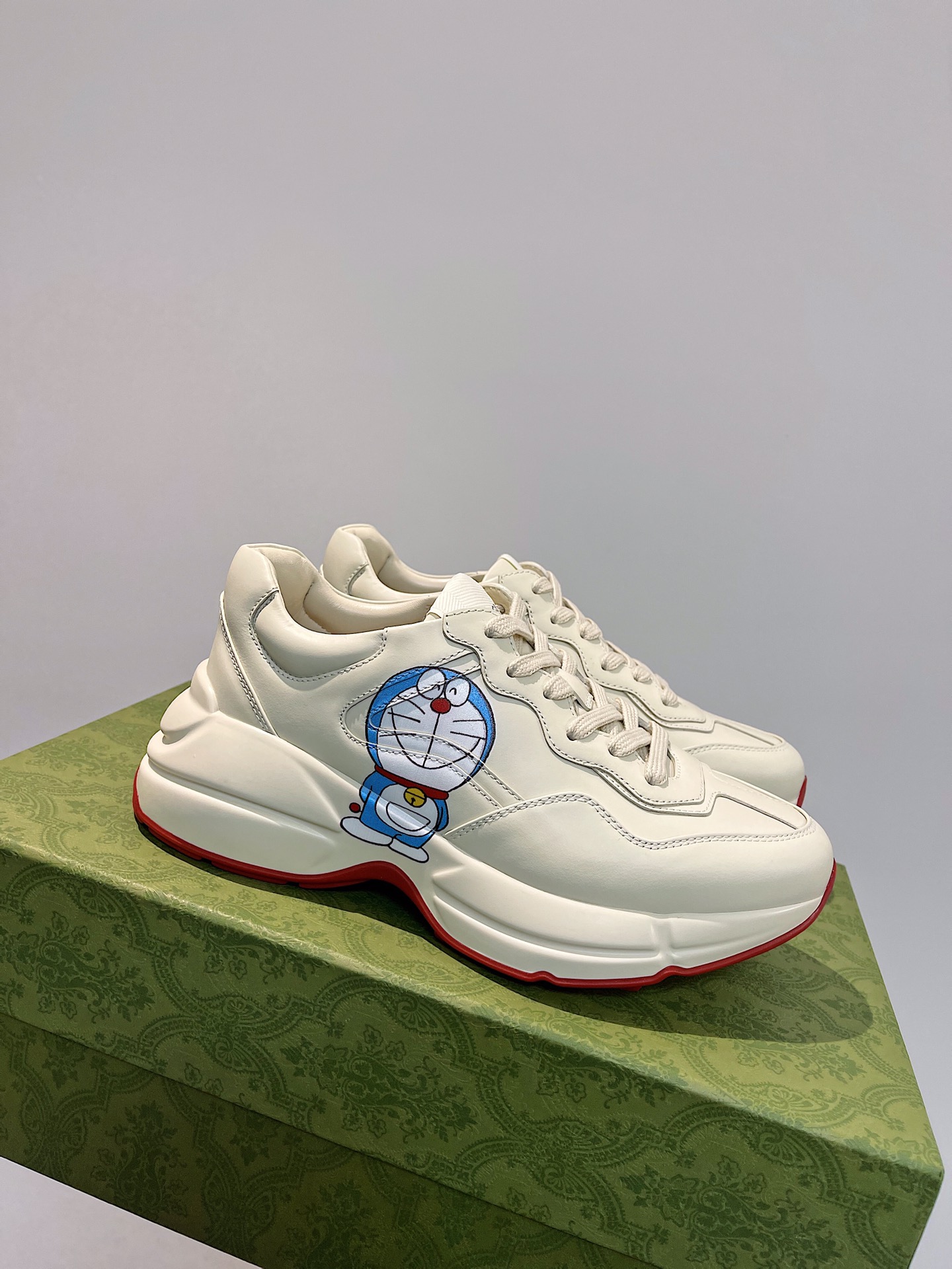 G*u*i rhyton leather sneaker