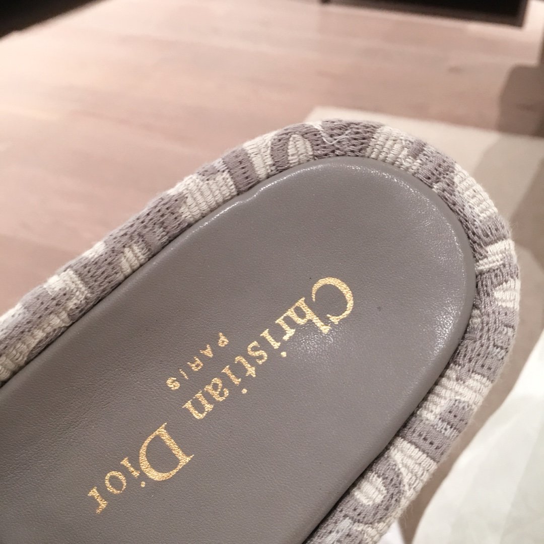 D*or slippers-5cm
