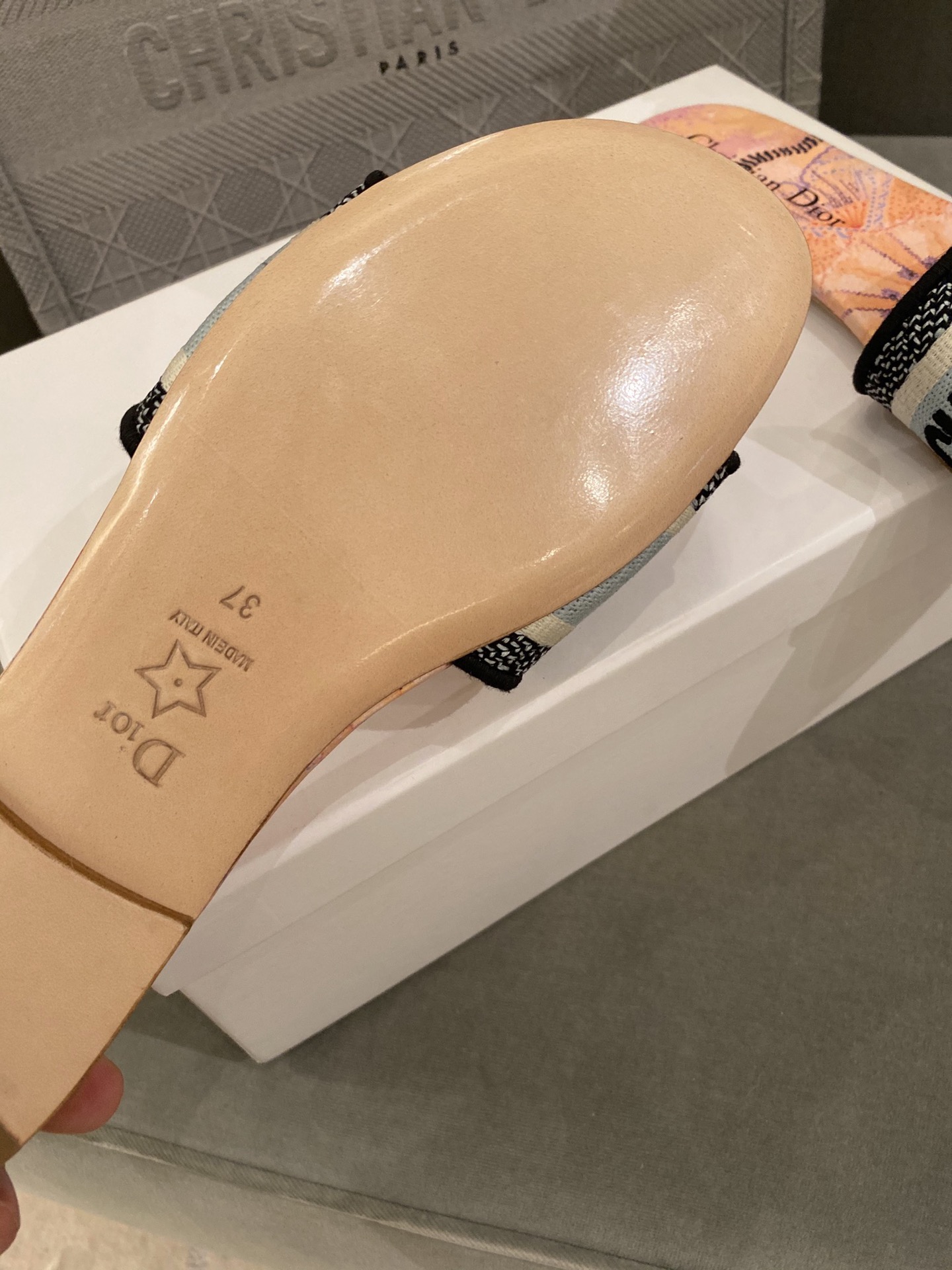 D*or slippers