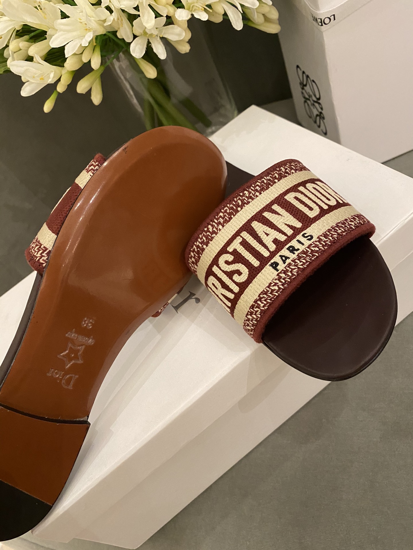D*or slippers