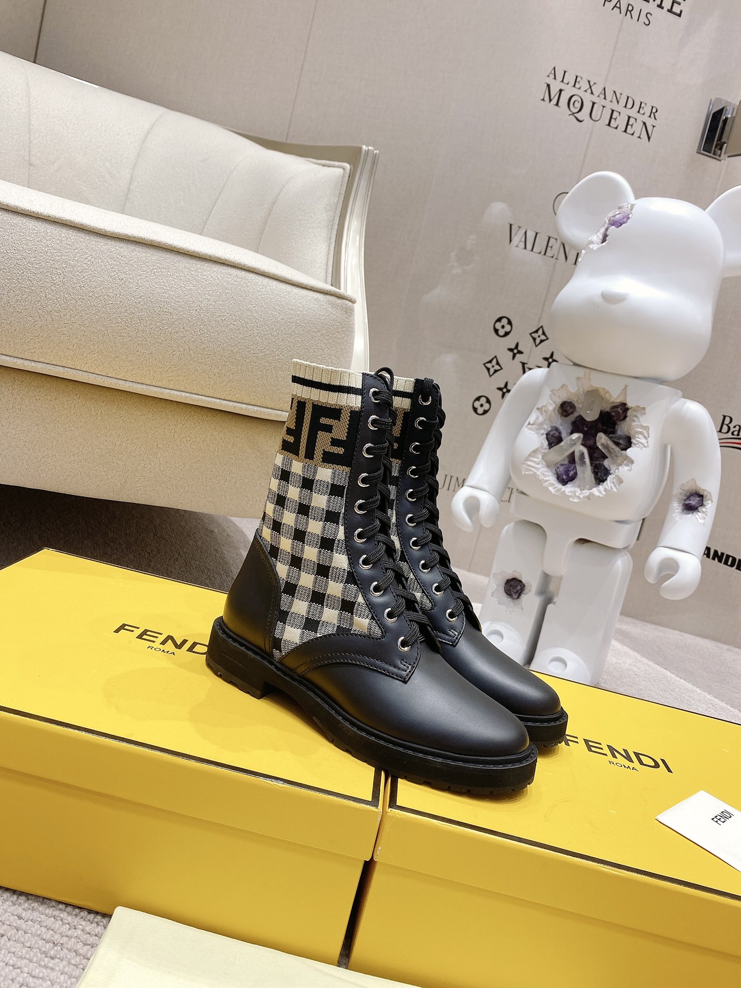 F**di boots