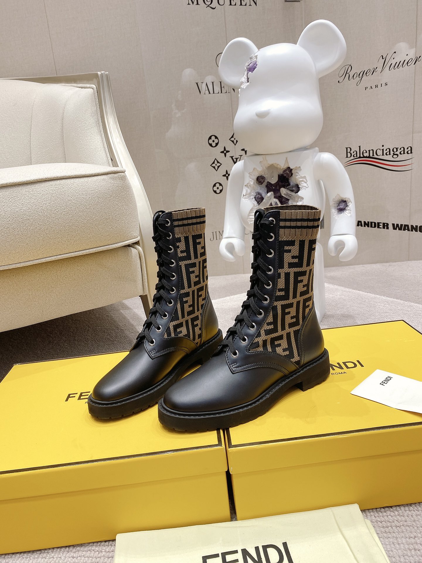 F**di boots