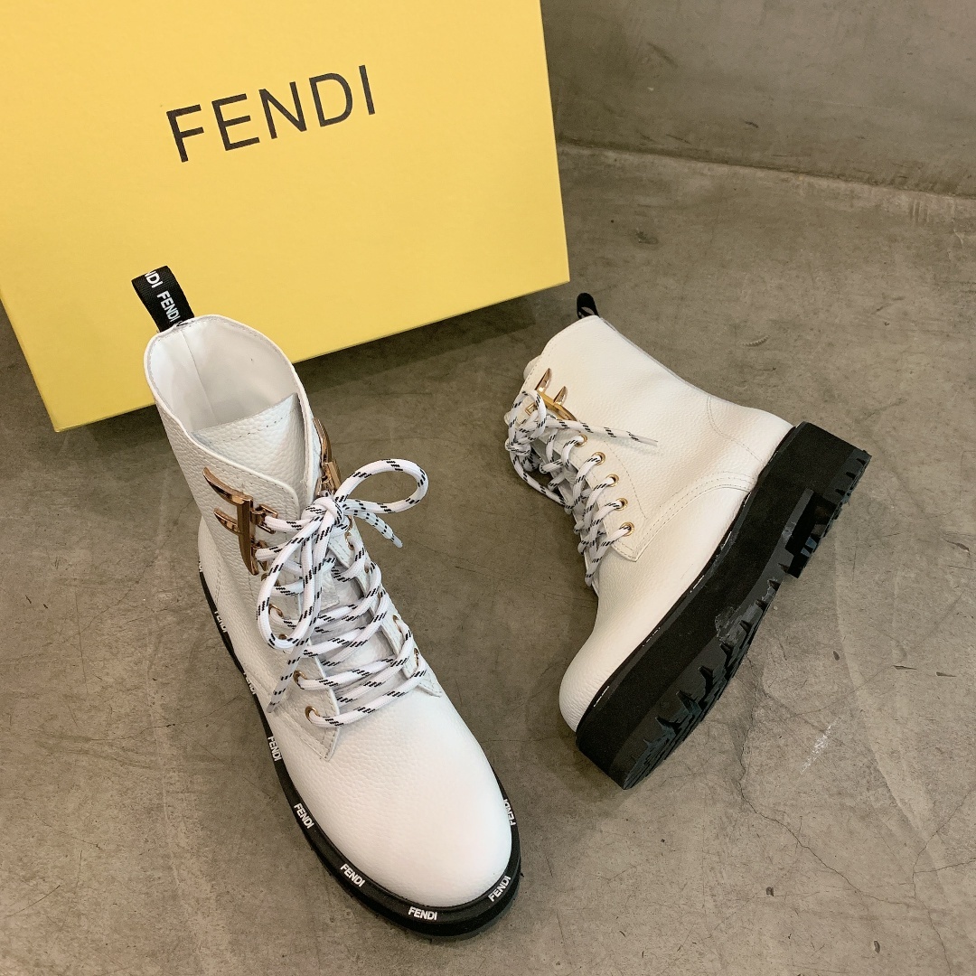 F**di boots
