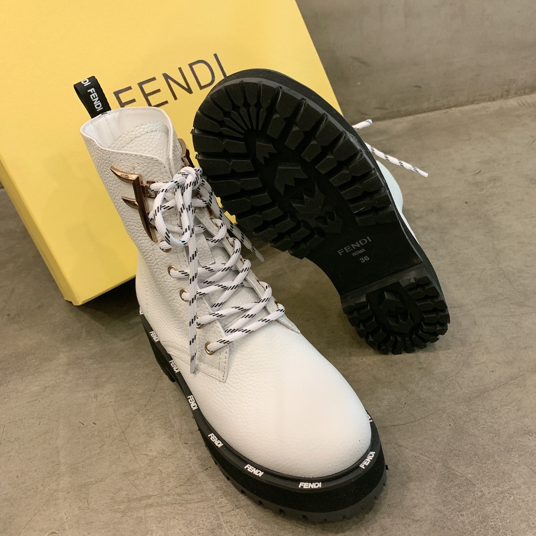 F**di boots