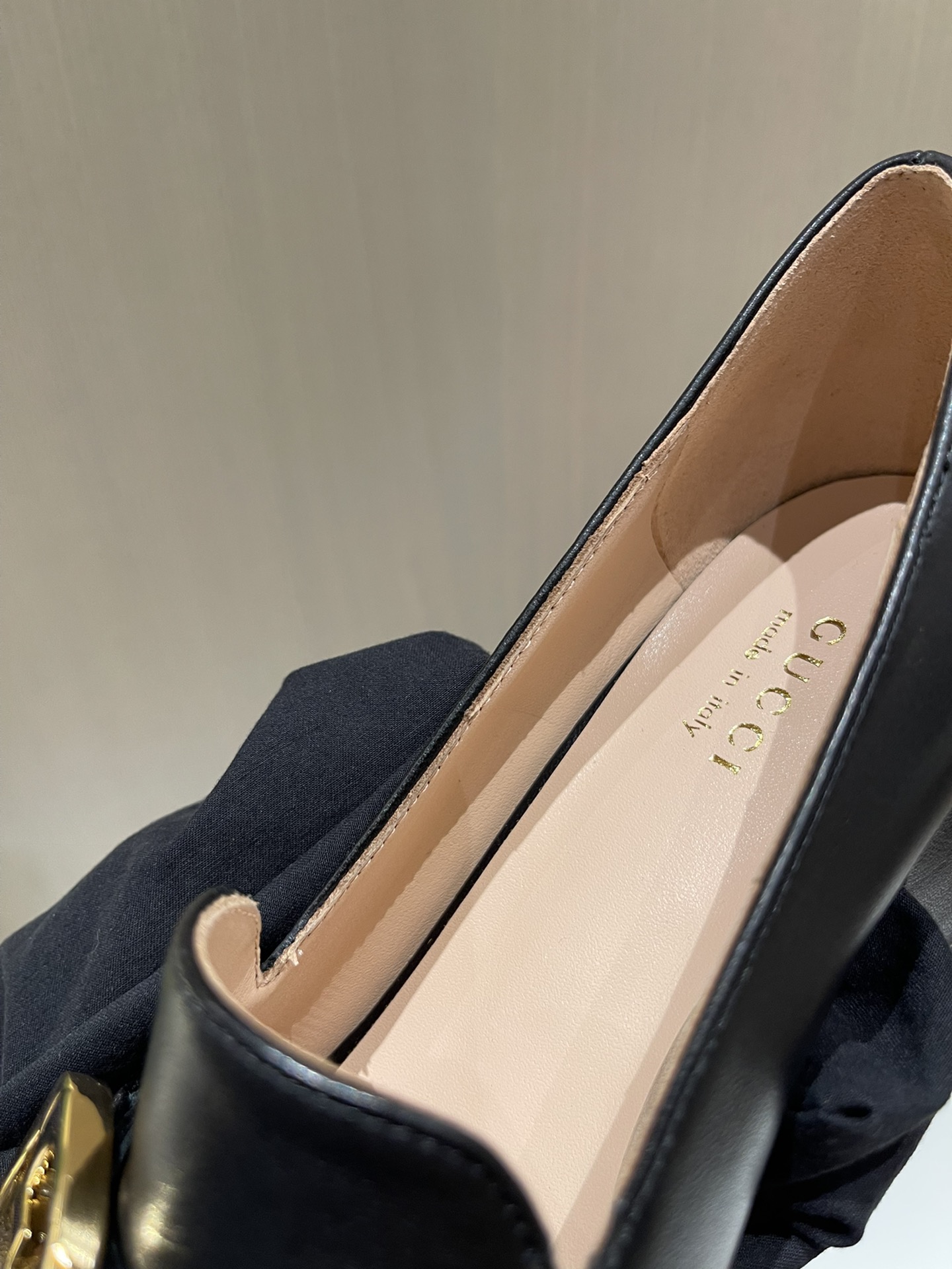 G*u*i loafers