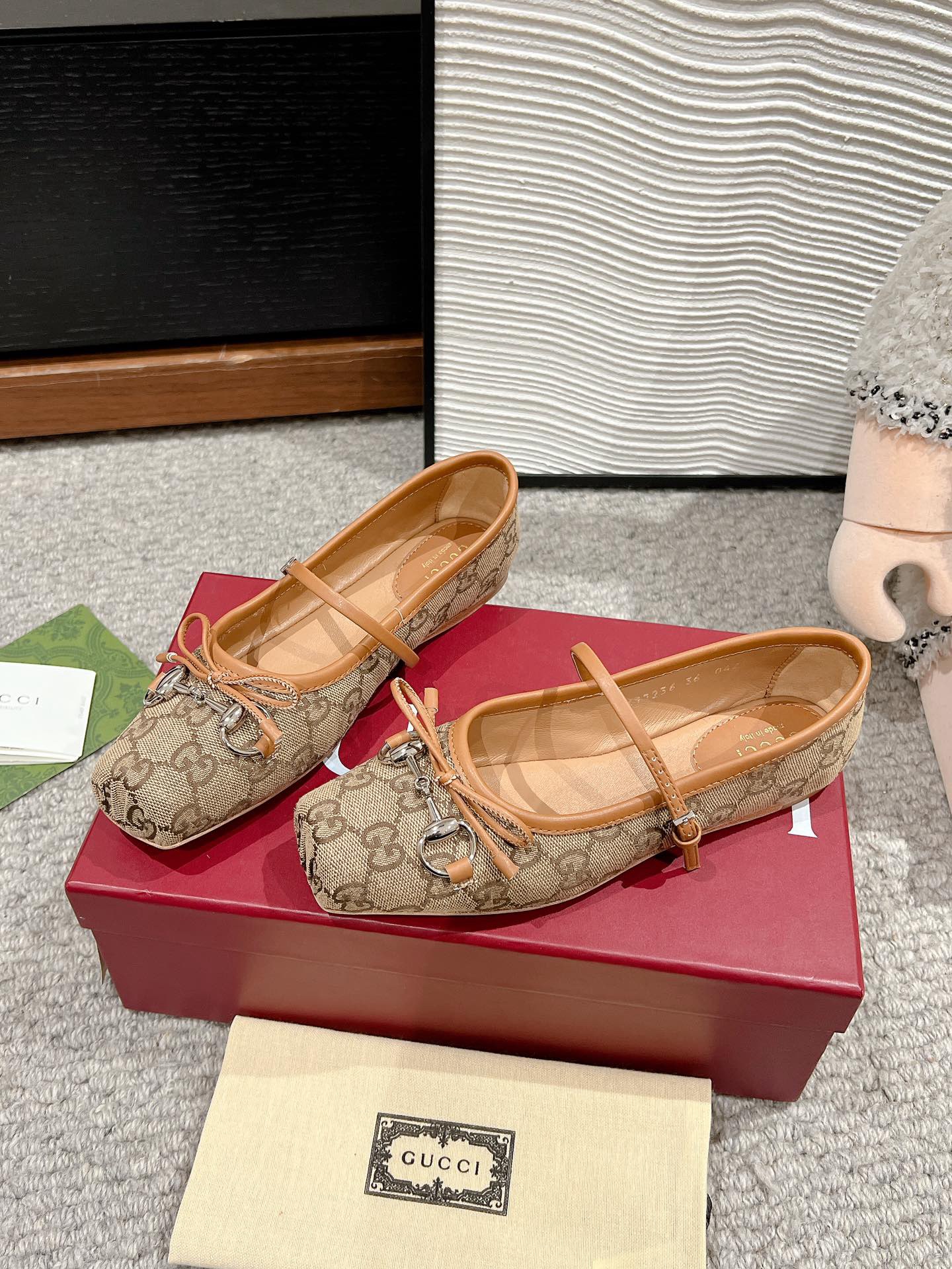Gvc*1 loafers