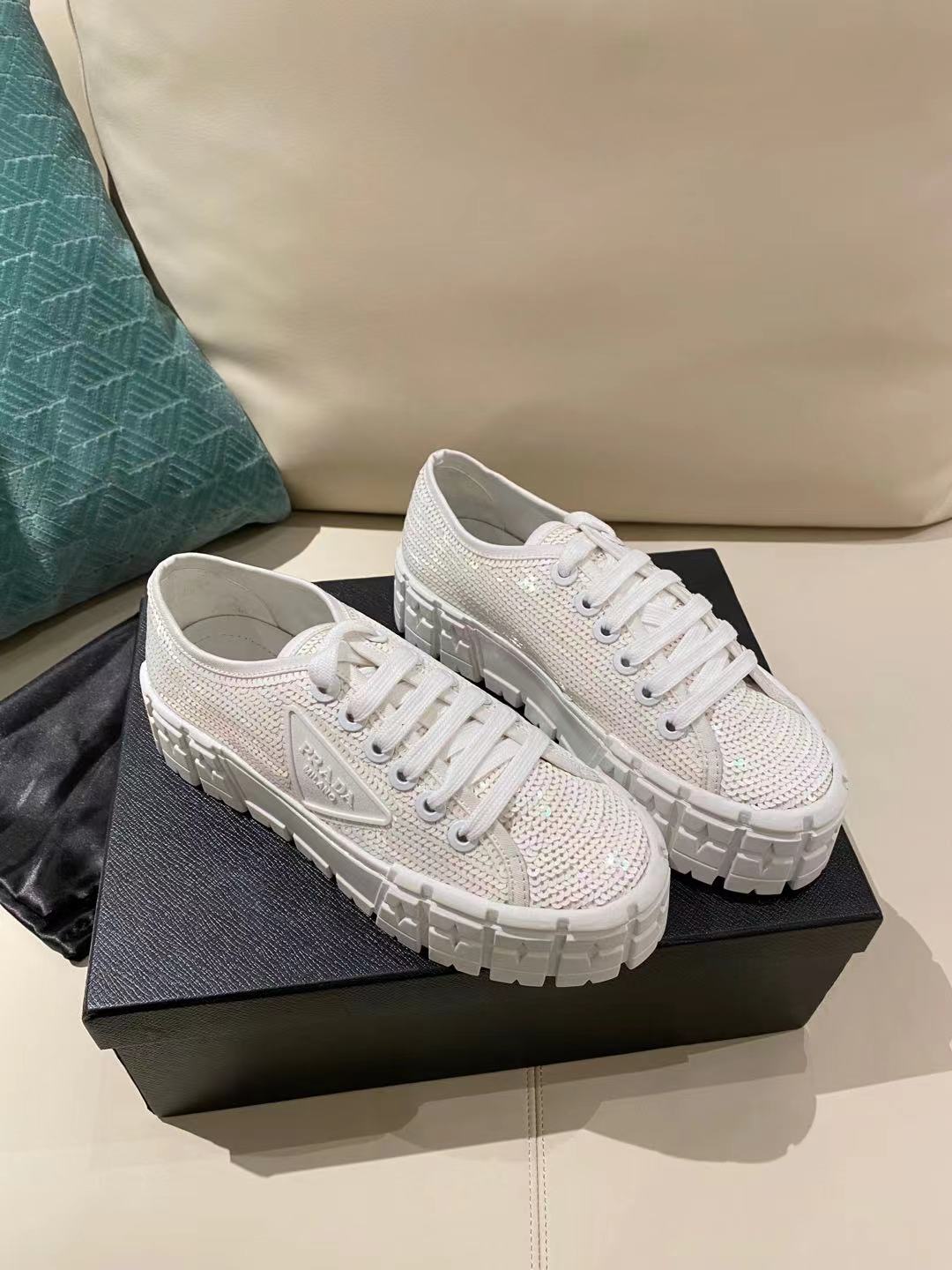 Pra*a boots 2022ss