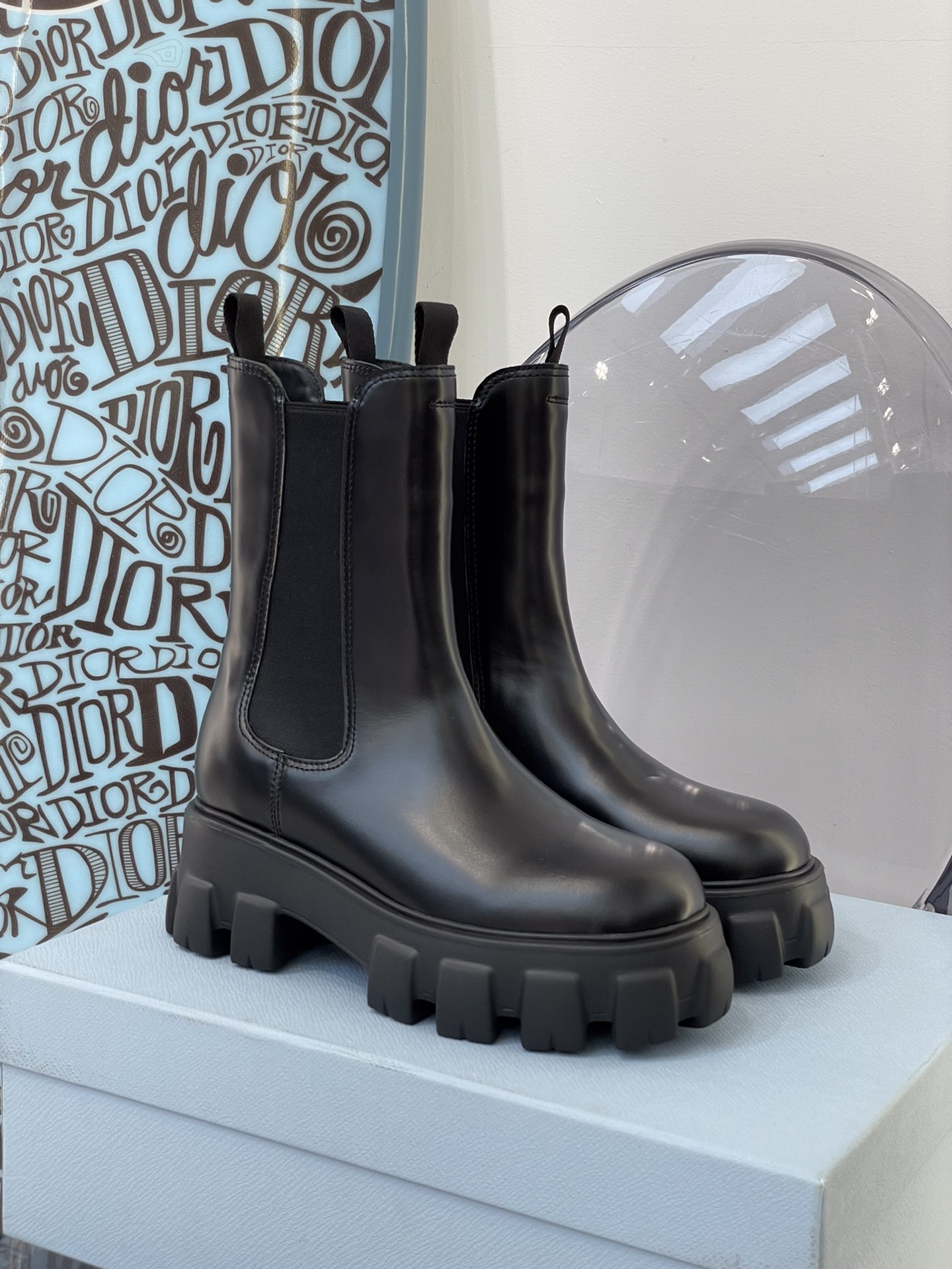 Pra*a boots