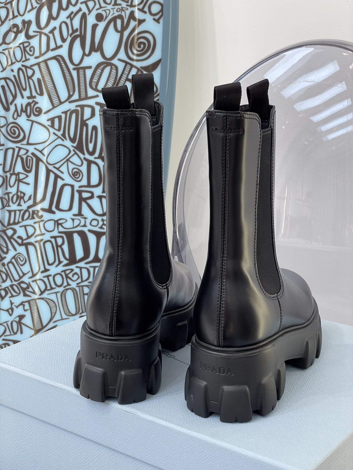 Pra*a boots