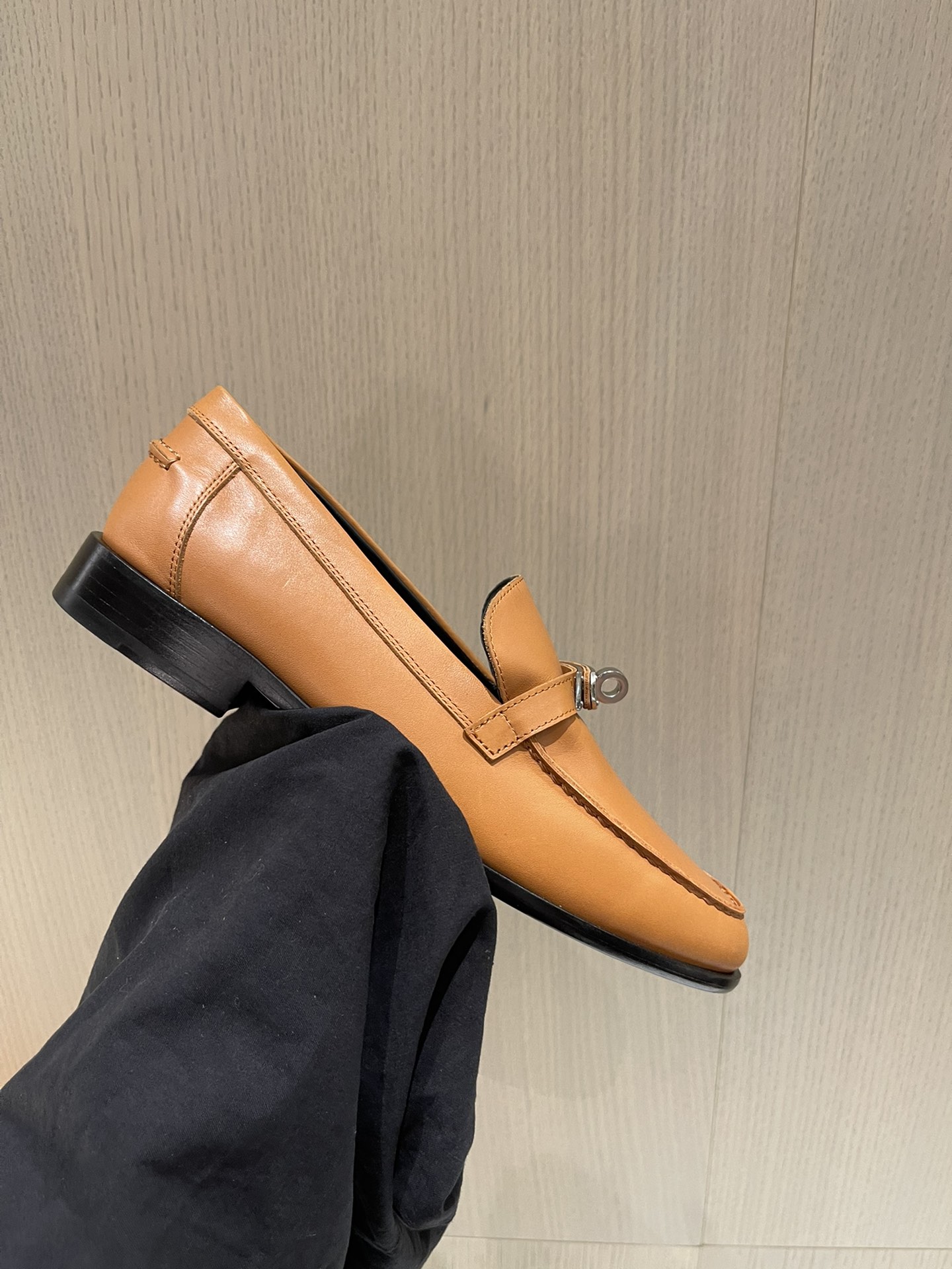 H**mes loafers(eu35-eu40)