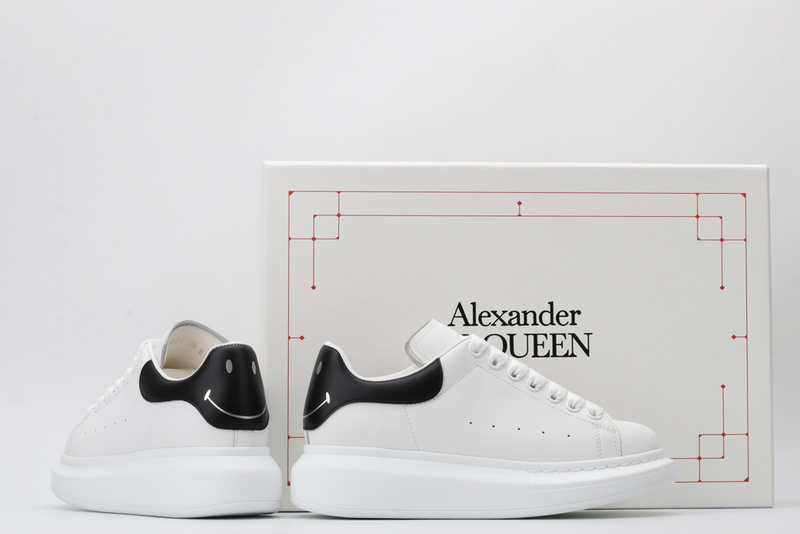 A1exa*der m*q*en sports shoes