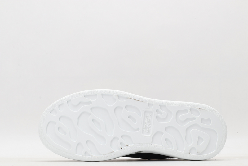 A1exa*der m*q*en sports shoes