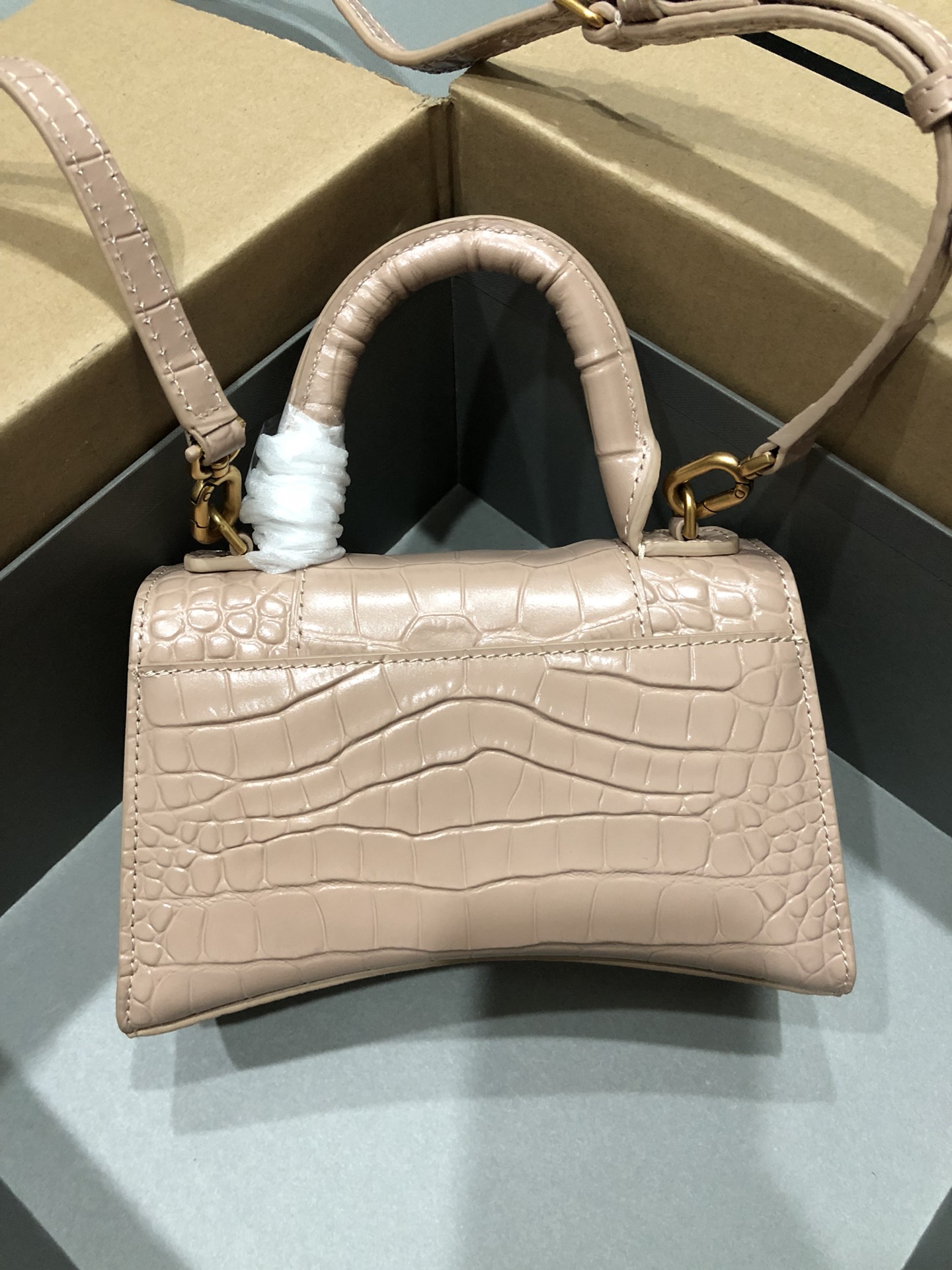 Ba*len*cia*ga small hourglass bag-13*8*19cm