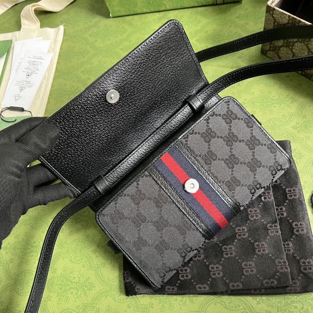 G*u*i&ba*len*cia*ga crossbody bag-19.5x12x3cm