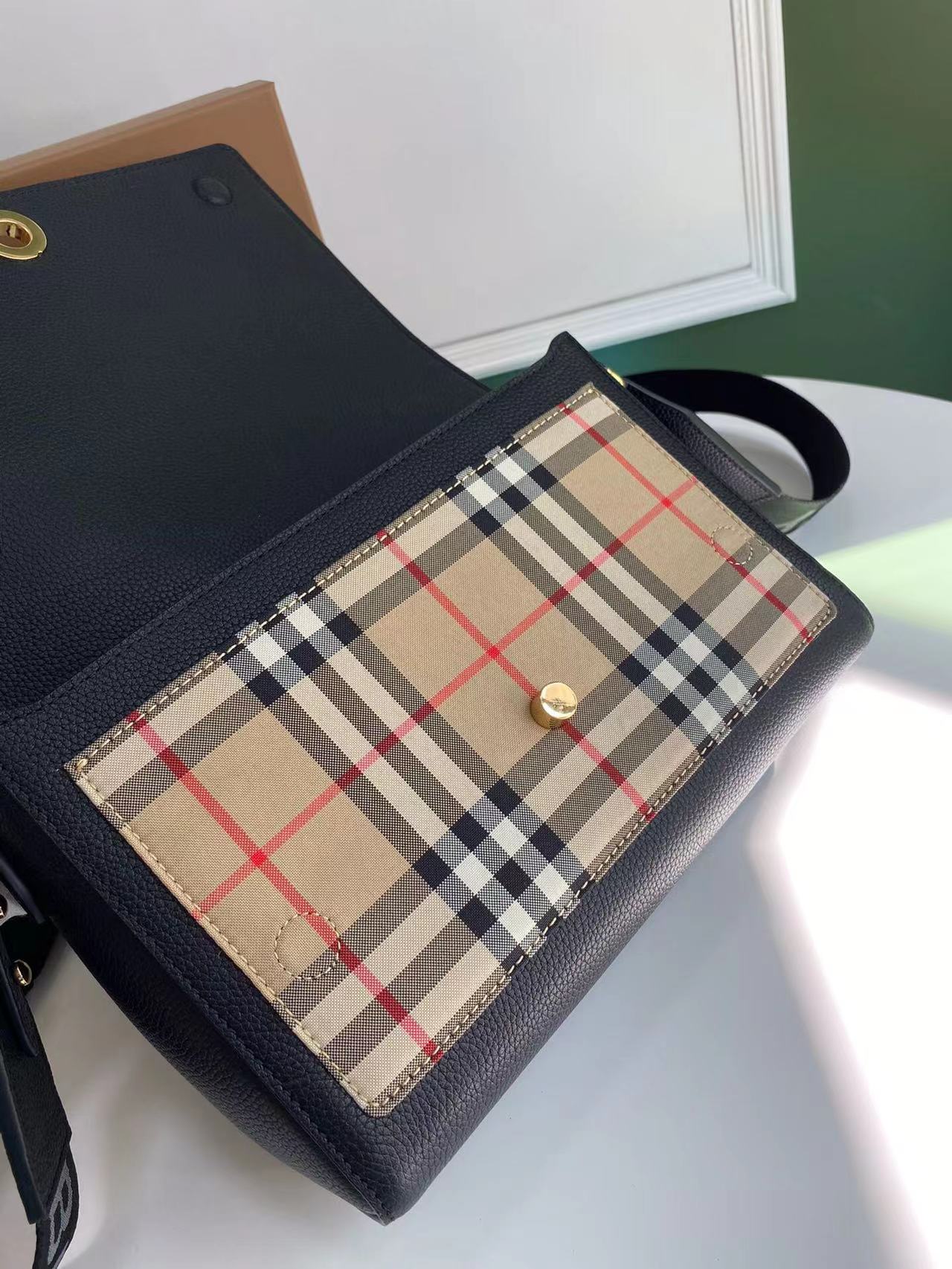 B**rry crossbody bag-25*8.5*18cm