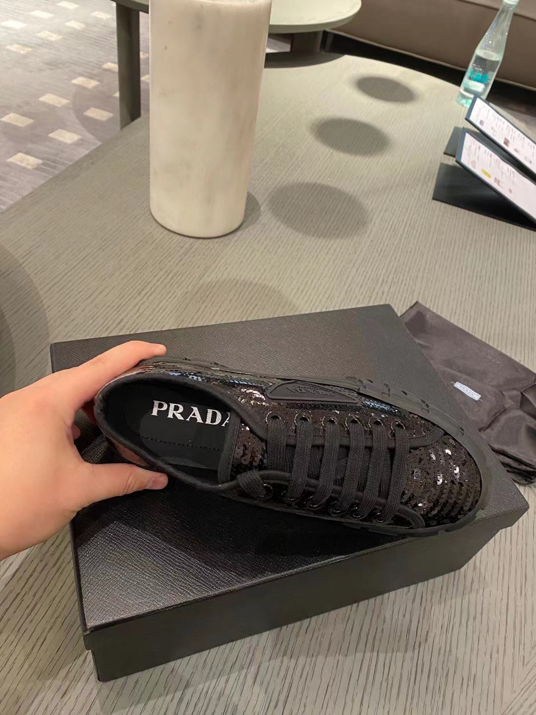 Pra*a boots 2022ss