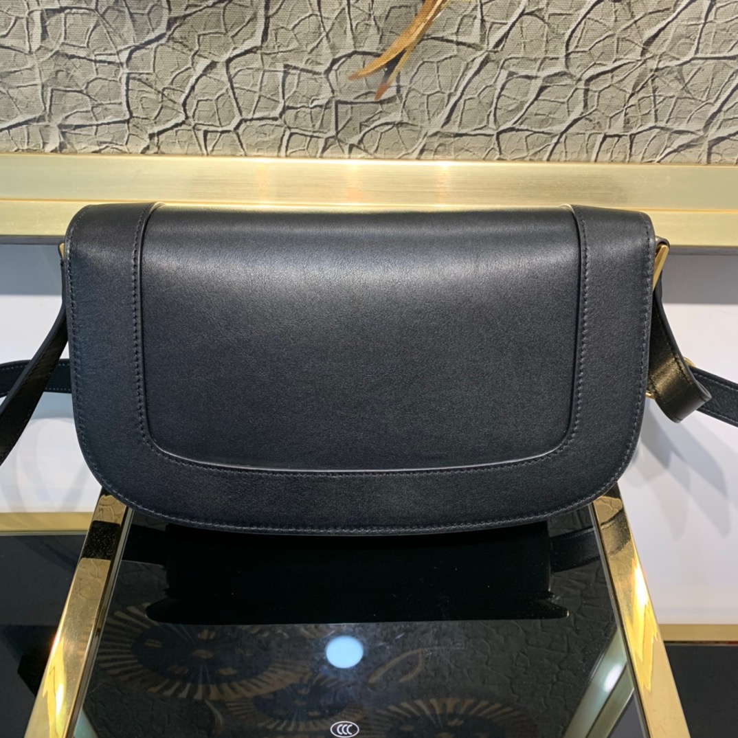 Va1e*ntin0 garavani s*pervee handbags-26*8*16cm