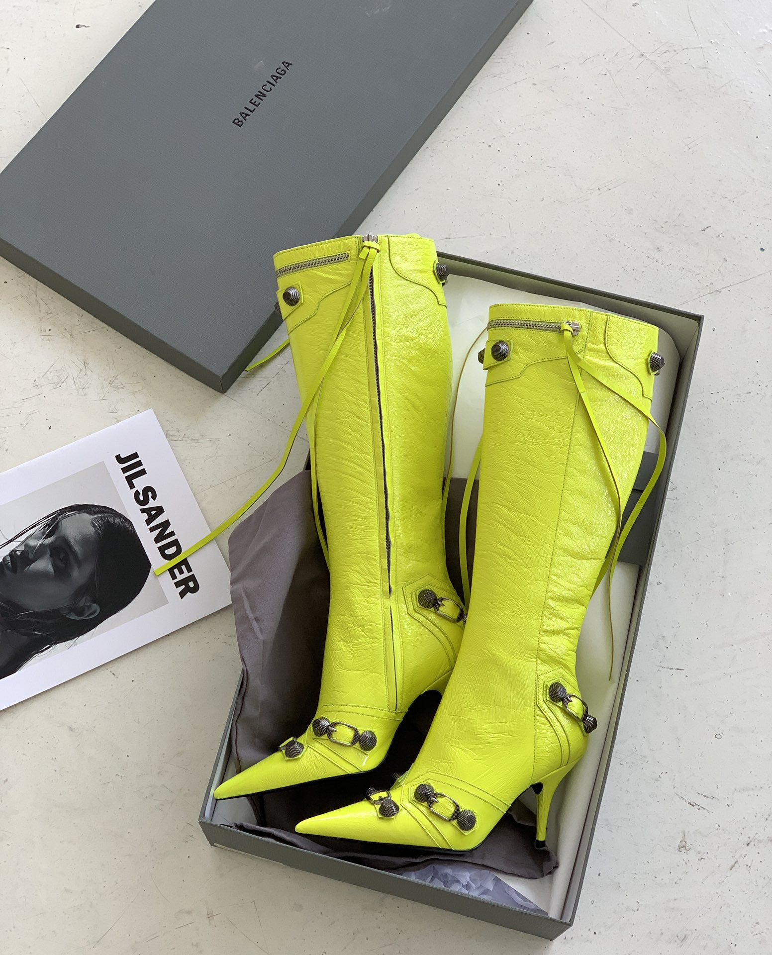 Ba*len*cia*ga boots