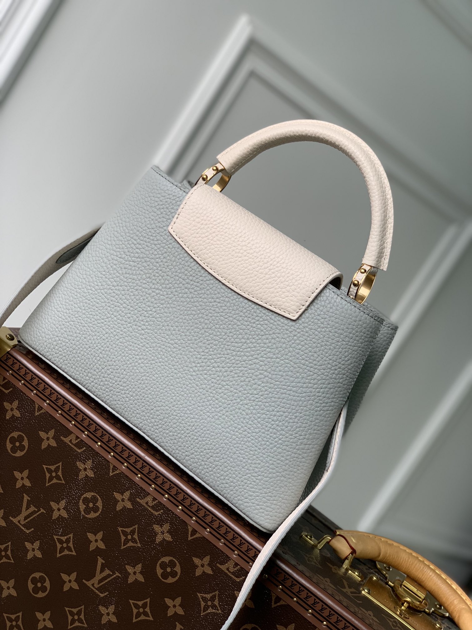 l0*is V*t0n capucines bb-27*18*9cm