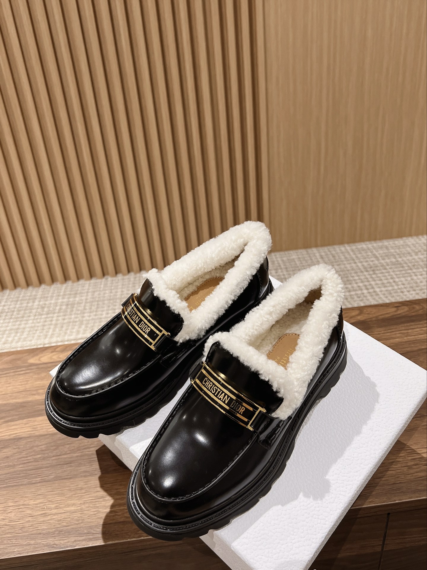 D*or loafers