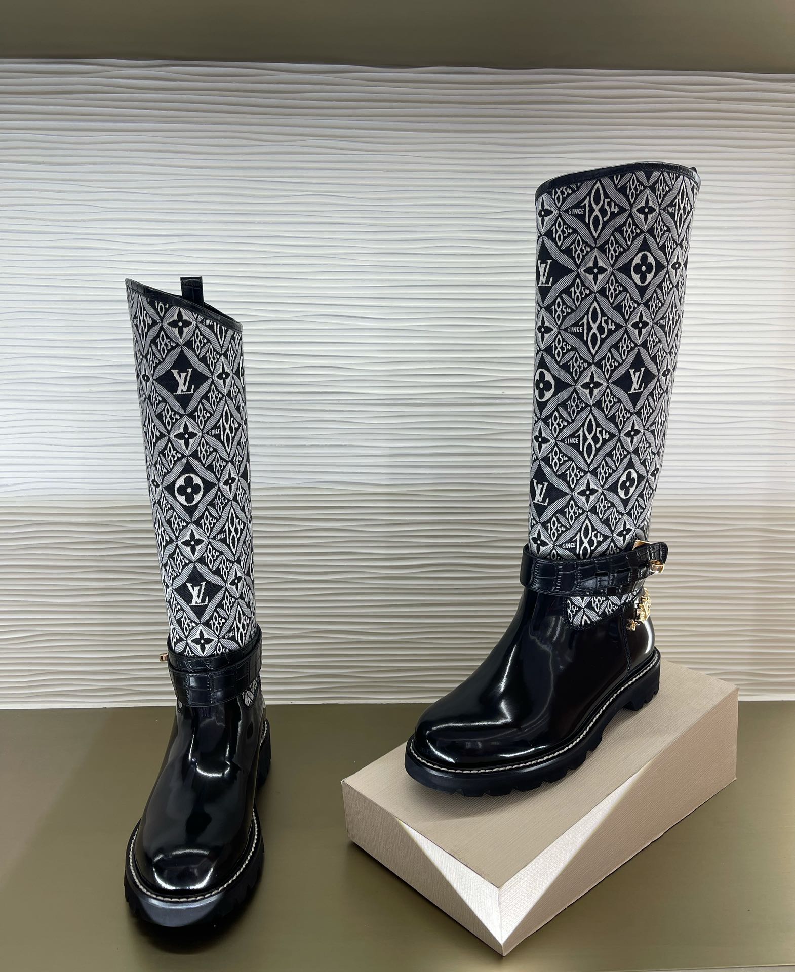 l0*is V*t0n boots(eu35-42)