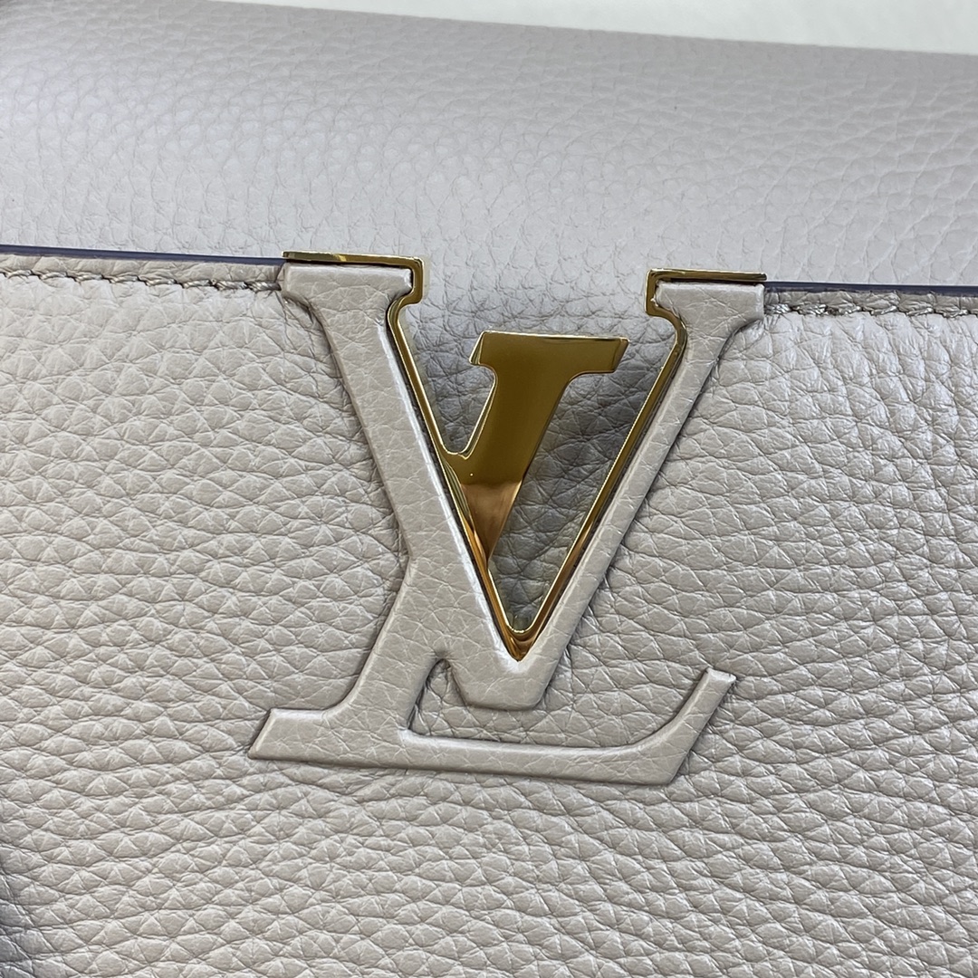 l0*is V*t0n capucines handlebag