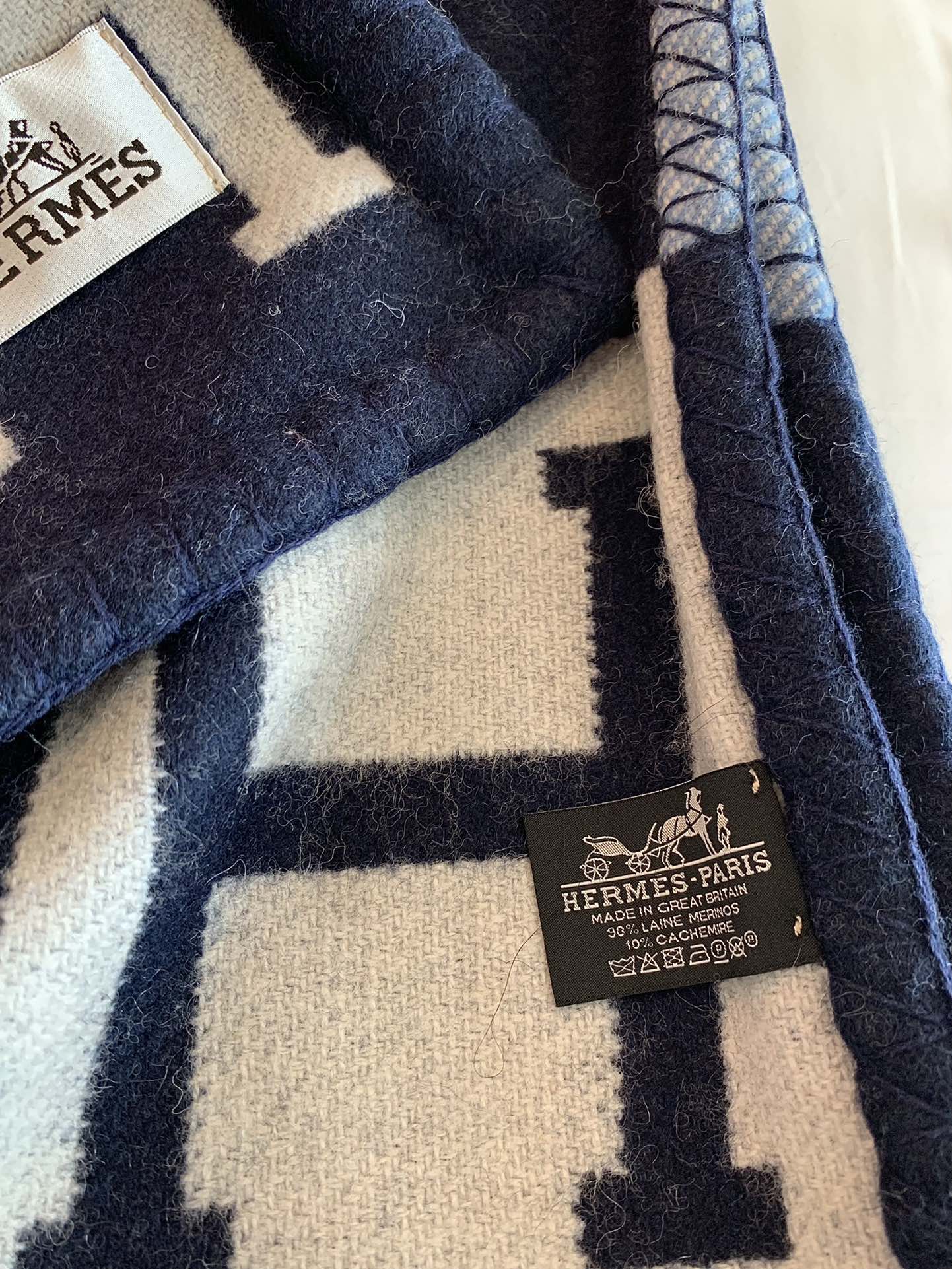 H**mes blankets-170*135cm