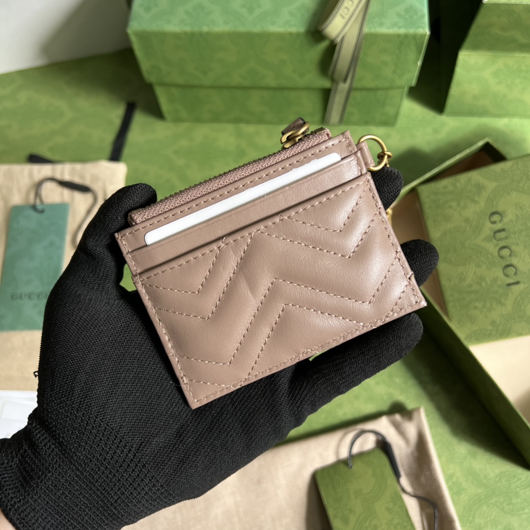 G*u*i wallet-10*7.5*1cm
