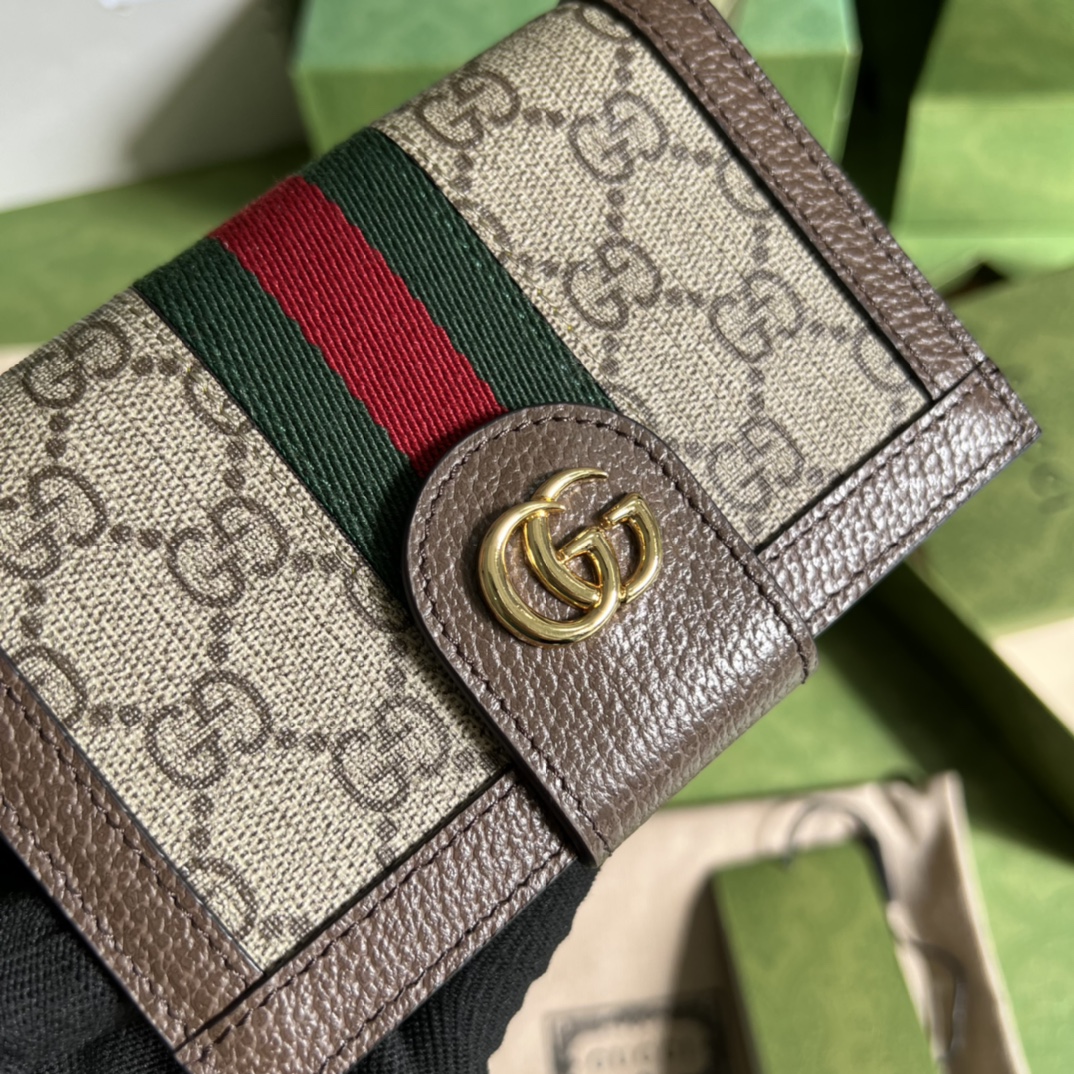 G*u*i wallet-10.5*14.5cm