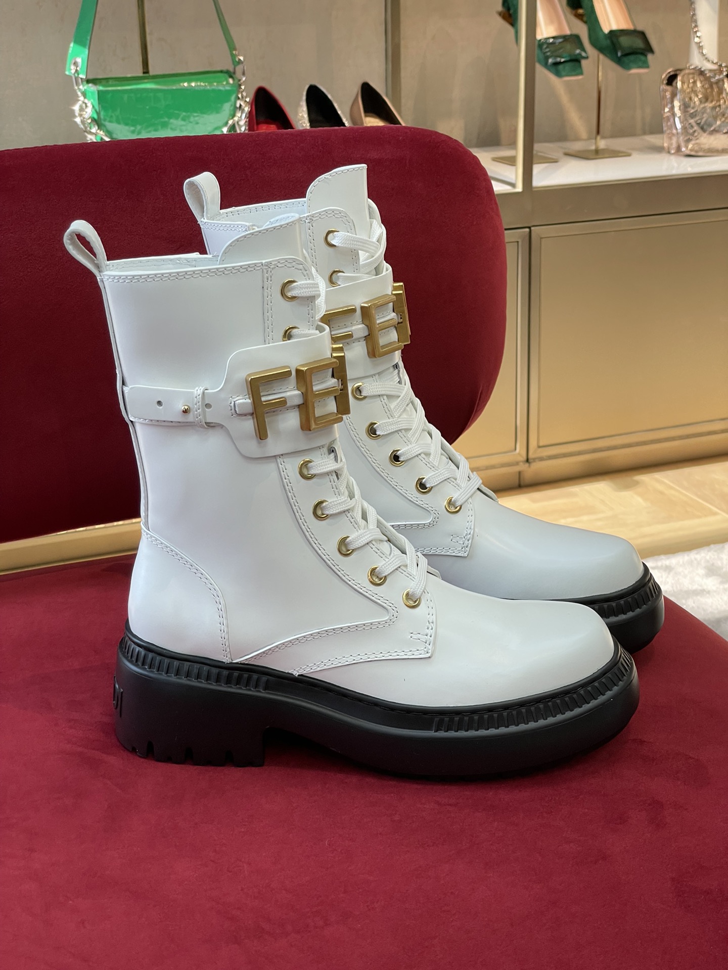 F**di boots