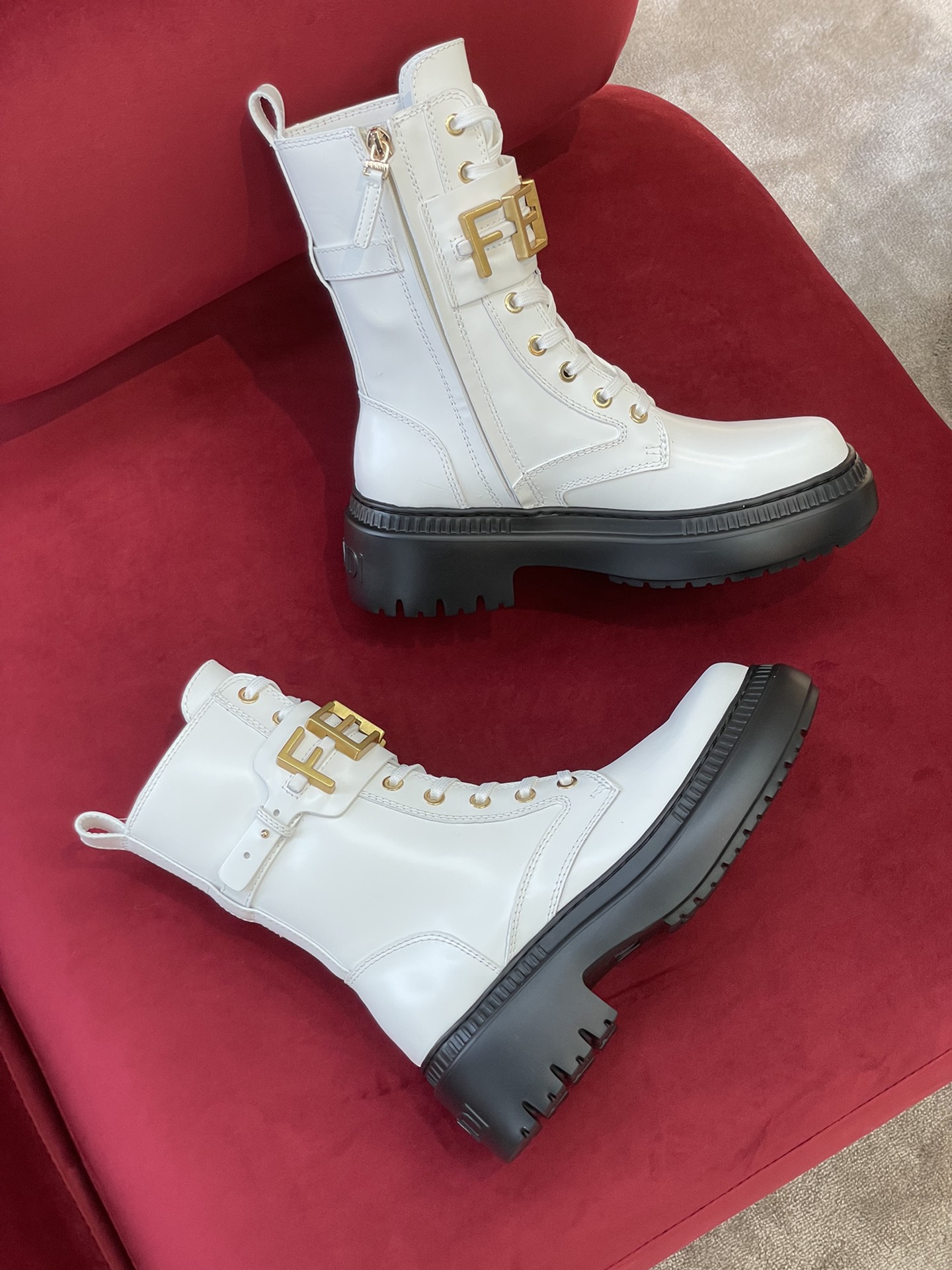 F**di boots