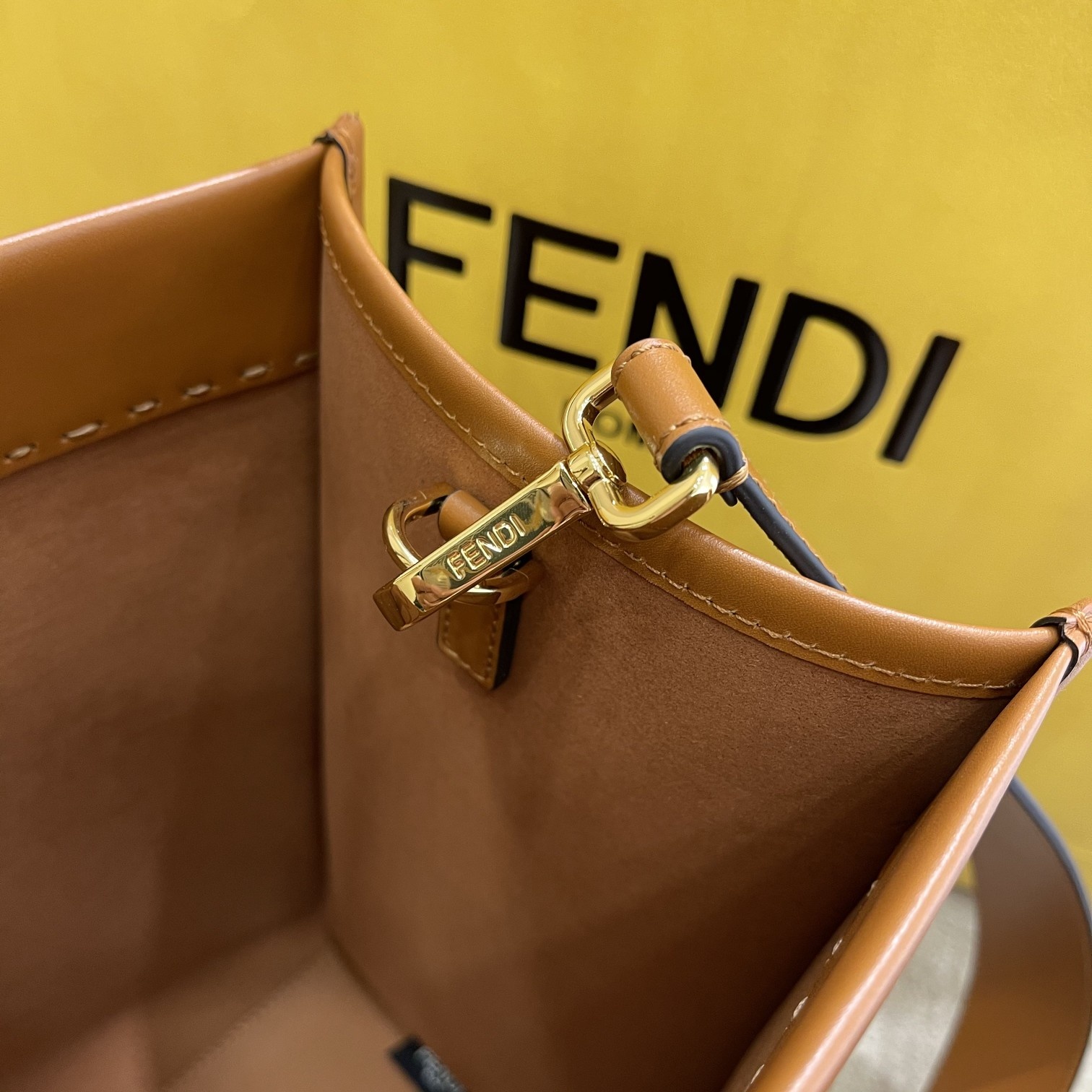 F**di vintage handbags-35x17x31cm
