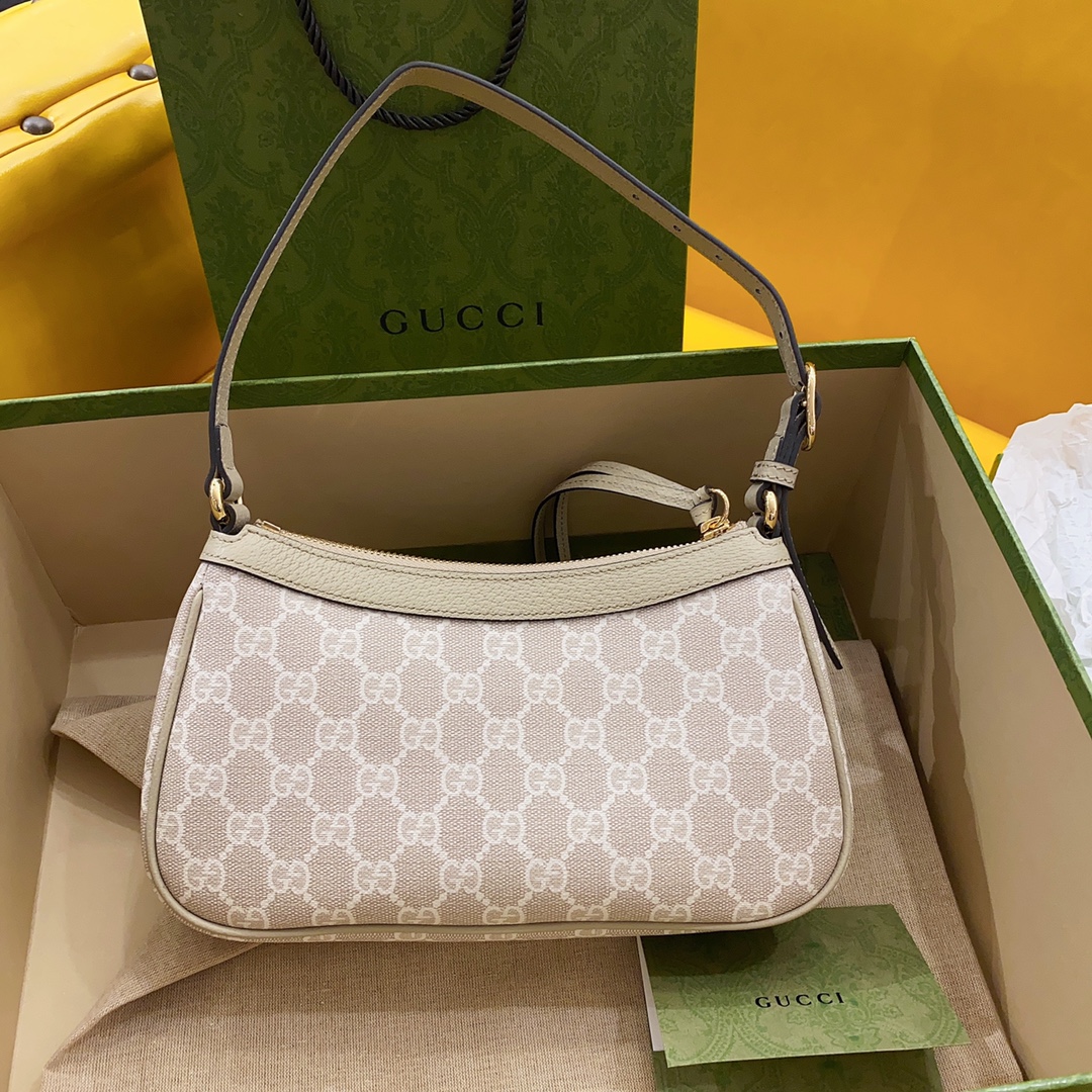 G*u*i chain bag-25*15*6cm