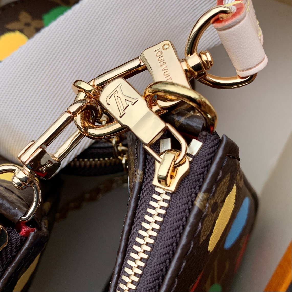 l0*is V*t0n x yk multi pochette accessoires-25*13&20*11*10cm